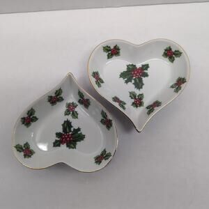 Lot of 2 Lefton Holly Heart Shape Trinket Dishes Nut Christmas Holiday